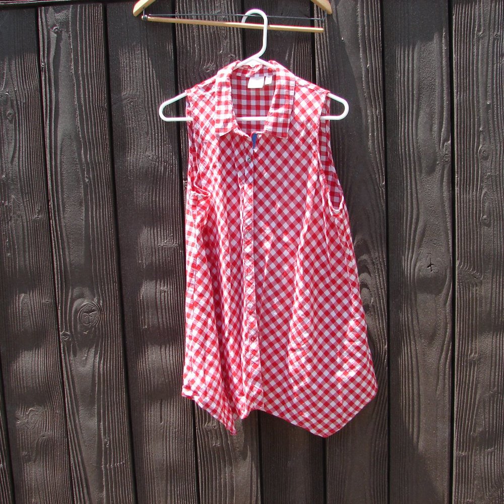 Red and White Checkered Rafaella Brand Button up Blouse Size XL